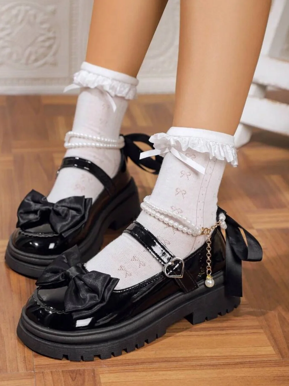 Black Patent Mary Jane Lug Sole Platform Shoe Pearl Ankle Strap Bows Women 37 EU